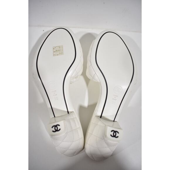 Chanel REV White Lambskin Quilted CC Gold Logo Cone Heel Mule Slide Sandal 38 - Picture 12 of 12